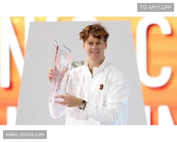 迈阿密大师赛辛纳直落两盘击败莱赫卡,背靠背夺冠成就阳光双冠 迈阿密大师赛辛纳直落两盘击败莱赫卡,背靠背夺冠成就阳光双冠